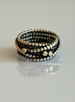 Unika Guldsmede ring med diamanter
