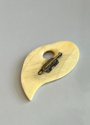 Broche af ben
