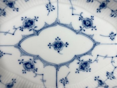 Royal Copenhagen Fad nr. 552