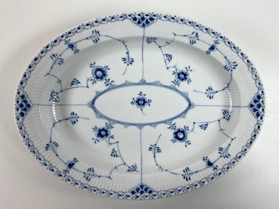 Royal Copenhagen stort Ovalt fad nr. 628