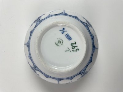 Royal Copenhagen skål nr. 592