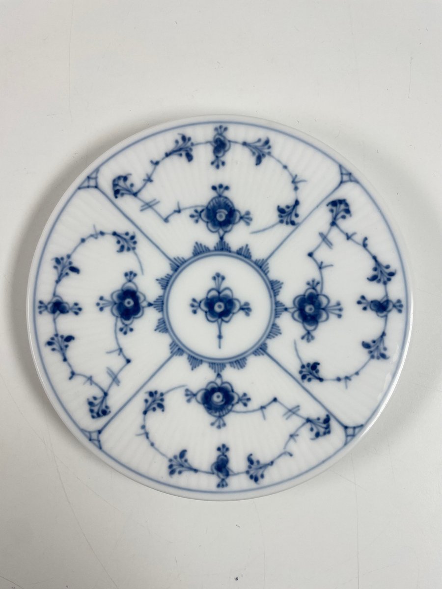 Royal Copenhagen varmebrik nr. 452