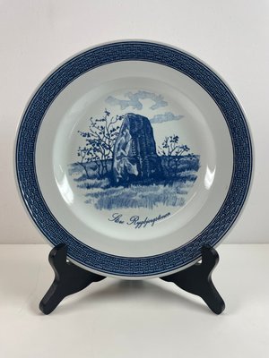 22 stk Royal Copenhagen fajance platter.