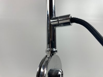 Bestlite bordlampe i sort og krom