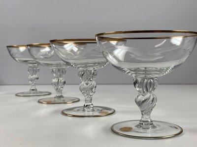 4 stk champagneskåle fra lyngby glas med klassisk guld kant