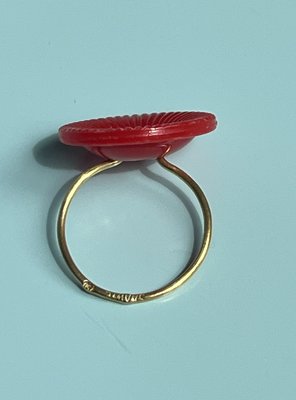 Mette Saabye ring i 18 kt guld.