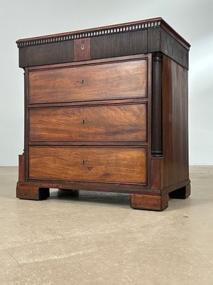 Antik kommode