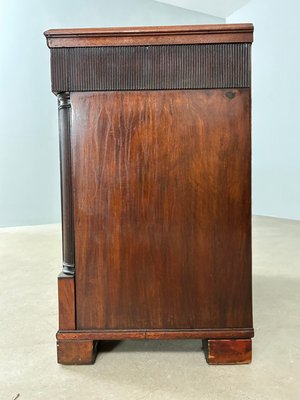 Antik kommode