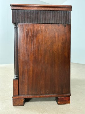 Antik kommode