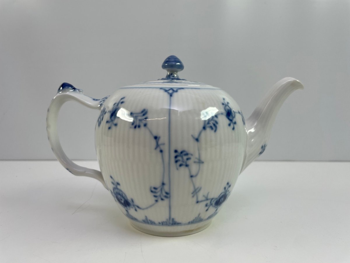 Royal Copenhagen thekande nr. 258