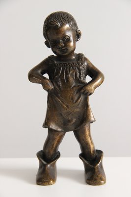 Bronzefigur af pige