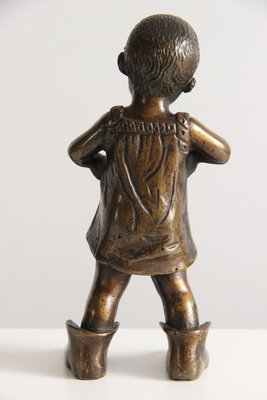 Bronzefigur af pige