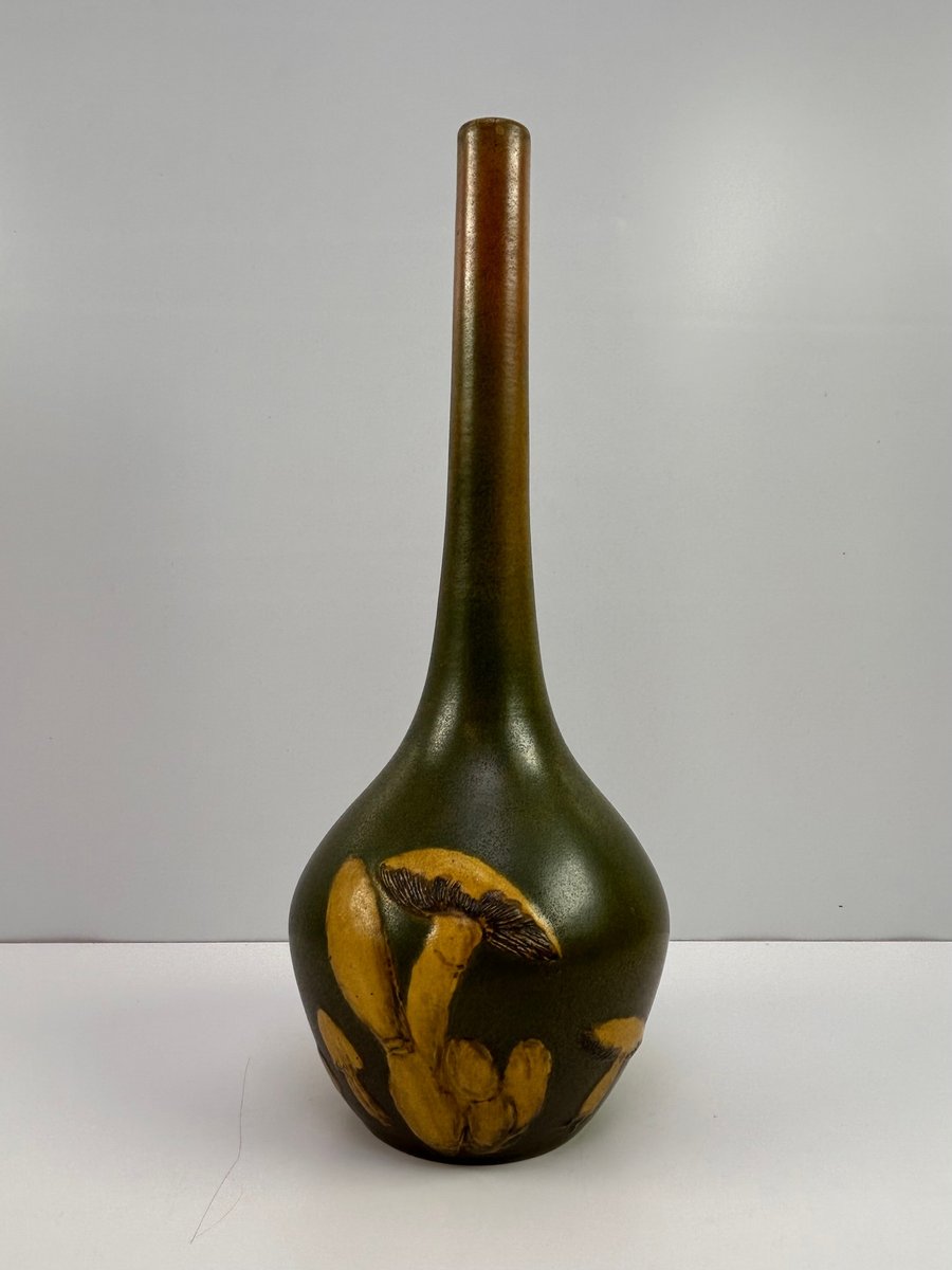 P. Ipsens Enke vase fra søholm.
