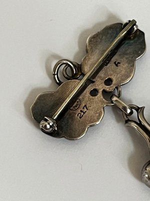 Georg Jensen broche vedhæng grapes vindruer vindrue vedhæng druer i sølv.