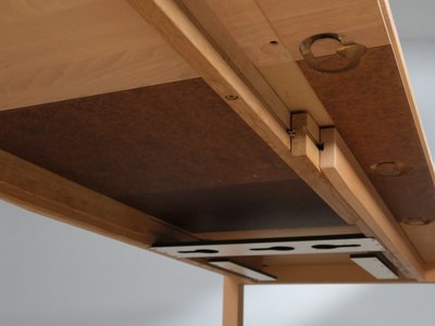 Spisebord m. 2 tillægsplader