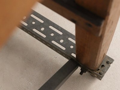 Langt industrielt arbejdsbord