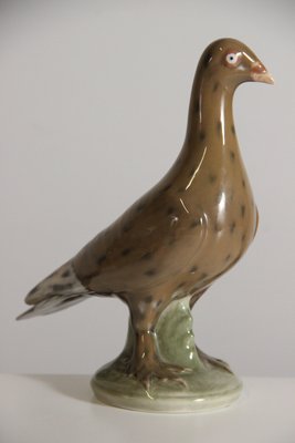 Royal Copenhagen porcelænsfigur af due nr. 2932