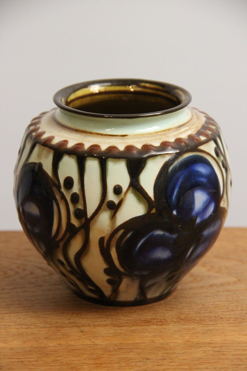 Vintage kahler vase