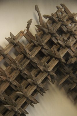 Sømands nørklerier dansk folk art i glasmontre