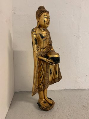 Buddha figur