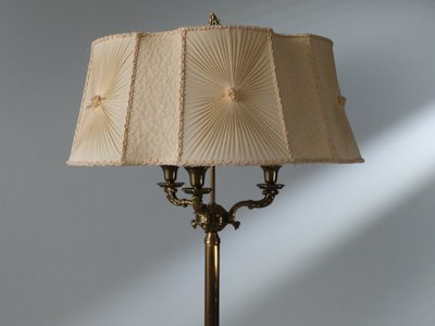Antik gulvlampe