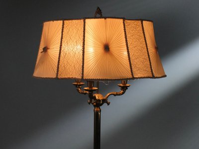 Antik gulvlampe