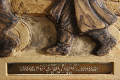 Bing & Grøndahl stentøjsrelief Karl Otto Johansen 1968