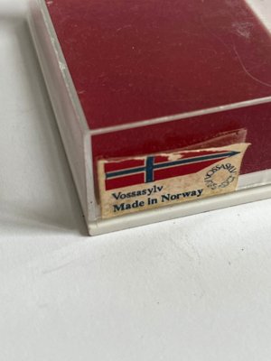 Vossasylv Jakob Rongve sølv filigran broche med forgyldte detaljer