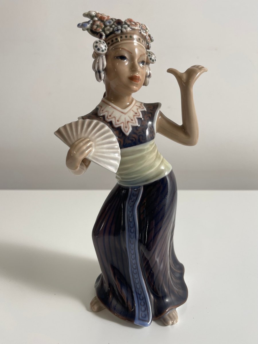 Dahl Jensen porcelænsfigur nr. 1322