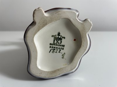 Dahl Jensen porcelænsfigur nr. 1322