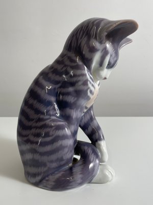 Royal Copenhagen kattefigur i porcelæn nr. 055