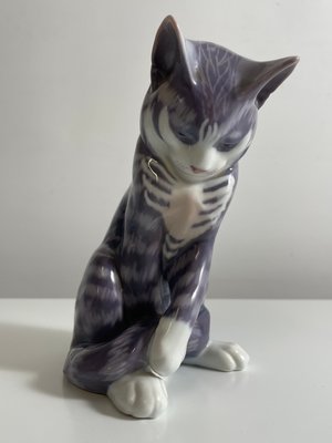 Royal Copenhagen kattefigur i porcelæn nr. 055