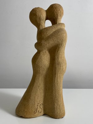 Abstrakt skulptur signeret JS