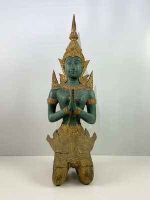 Thailandsk Buddha i grøn og guld