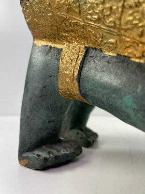Thailandsk Buddha i grøn og guld