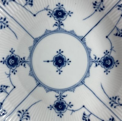 Royal Copenhagen Musselmalet Riflet Opsats Nr. 513/514