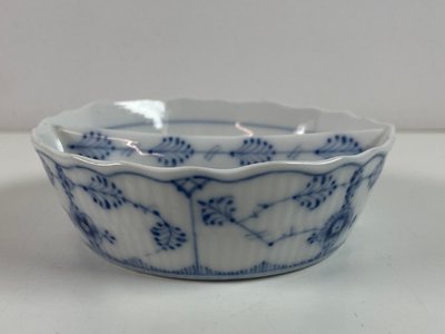 Royal copenhagen Musselmalet rund asiet nr. 1