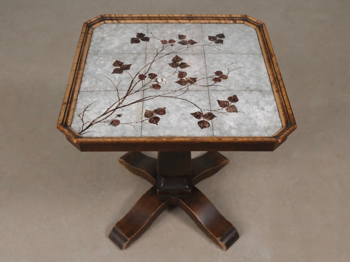 Unikt vintage kakelbord med botanisk motiv