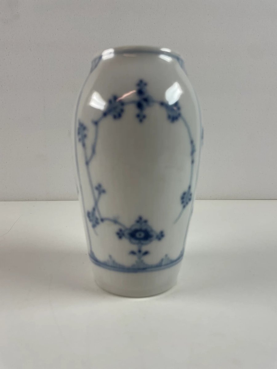 Royal Copenhagen vase nr 383