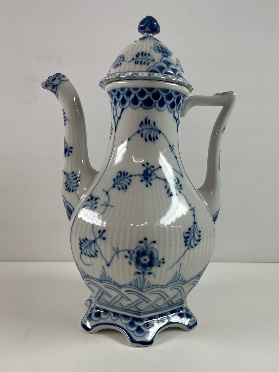 Royal Copenhagen kande nr. 1202