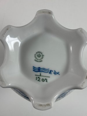 Royal Copenhagen kande nr. 1202